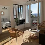 Centre 3 Renove Apartment *