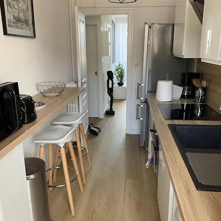 Centre 3 Renove+parking Apartment *
